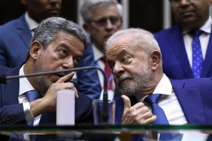 Lula ameaça retaliação a deputados que assinaram pedido de impeachment