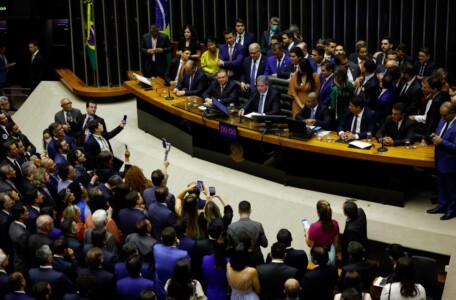 A primeira grande derrota do governo Lula