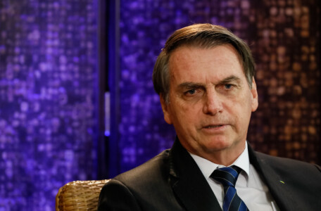 COM NOVO TOM, BOLSONARO COMPATIBILIZA PREOCUPAÇÕES COM ECONOMIA E SAÚDE PÚBLICA