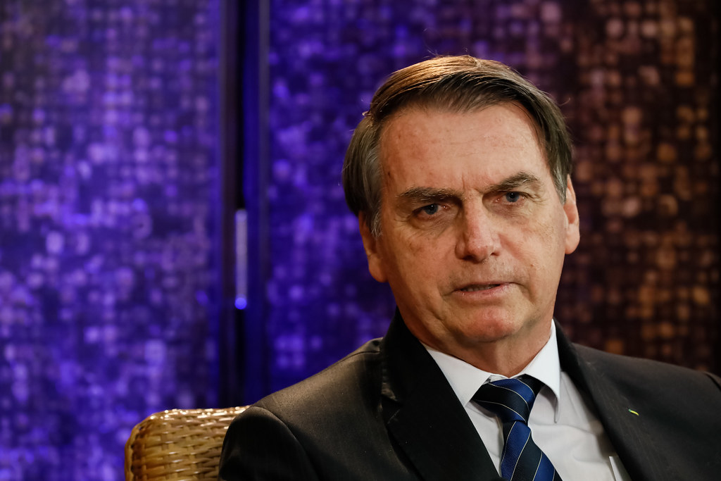 COM NOVO TOM, BOLSONARO COMPATIBILIZA PREOCUPAÇÕES COM ECONOMIA E SAÚDE PÚBLICA