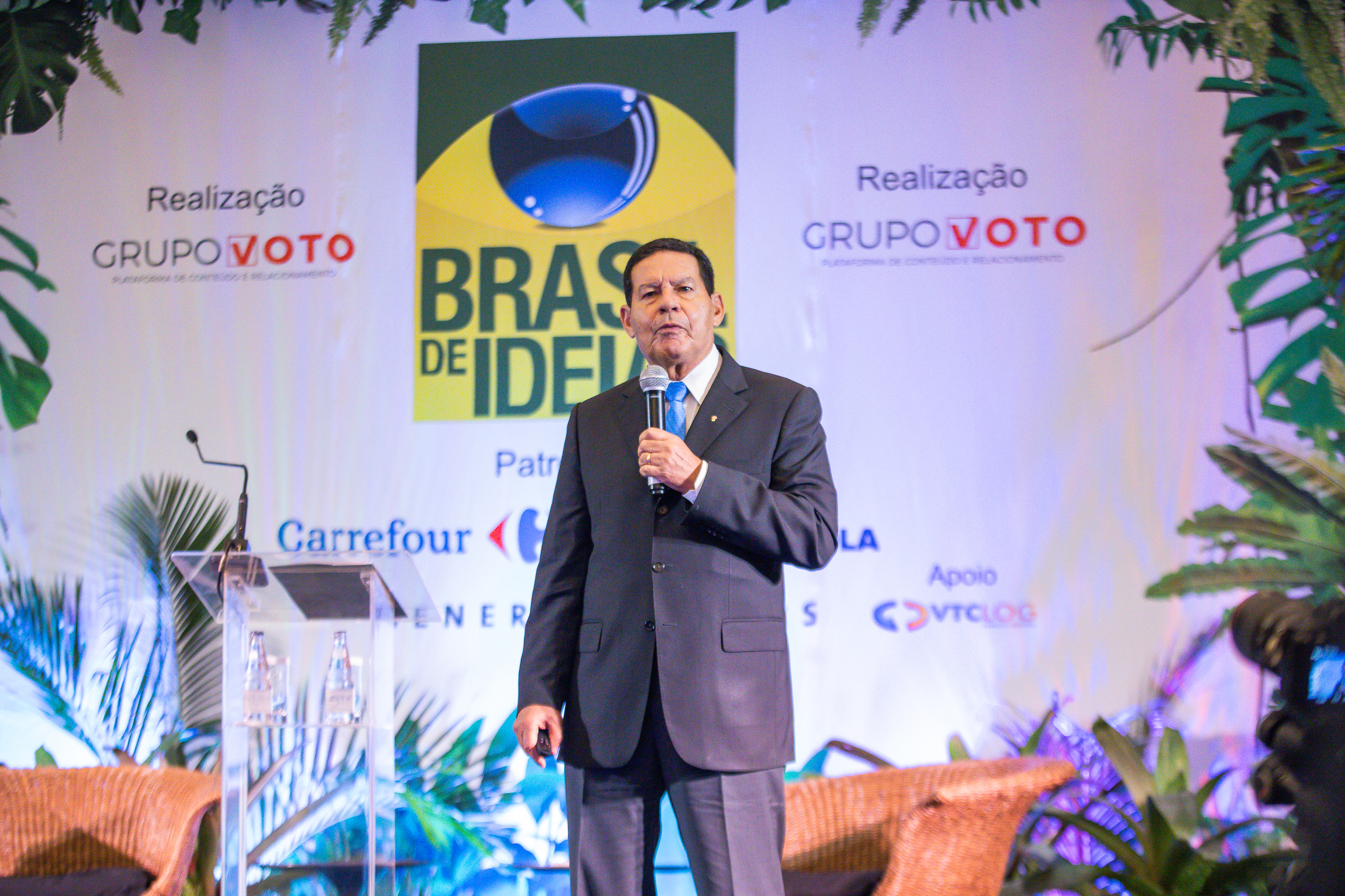 Limites e responsabilidades, por Hamilton Mourão