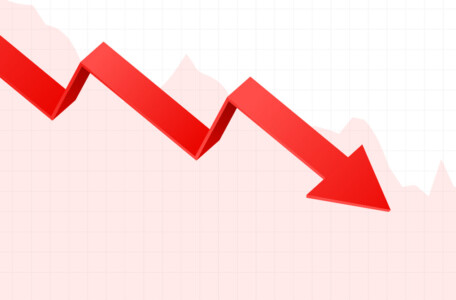 IBGE: desemprego cai 1,6 ponto percentual e chega a 12,1%