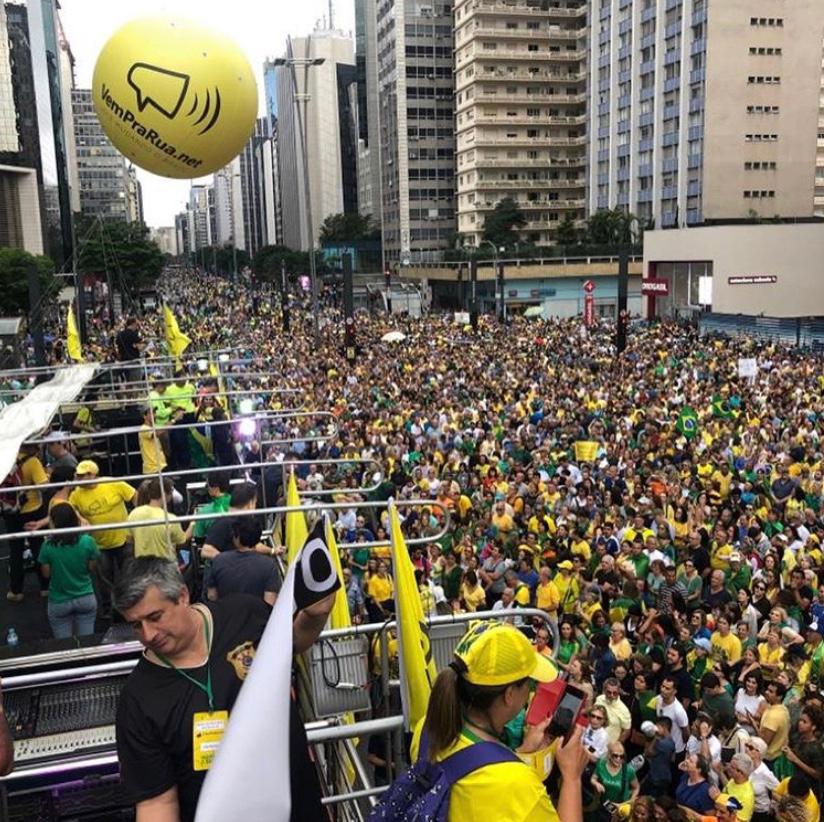 MANIFESTAÇÕES: PEC DA SEGUNDA INSTÂNCIA DEVE TRANCAR PAUTA NO CONGRESSO