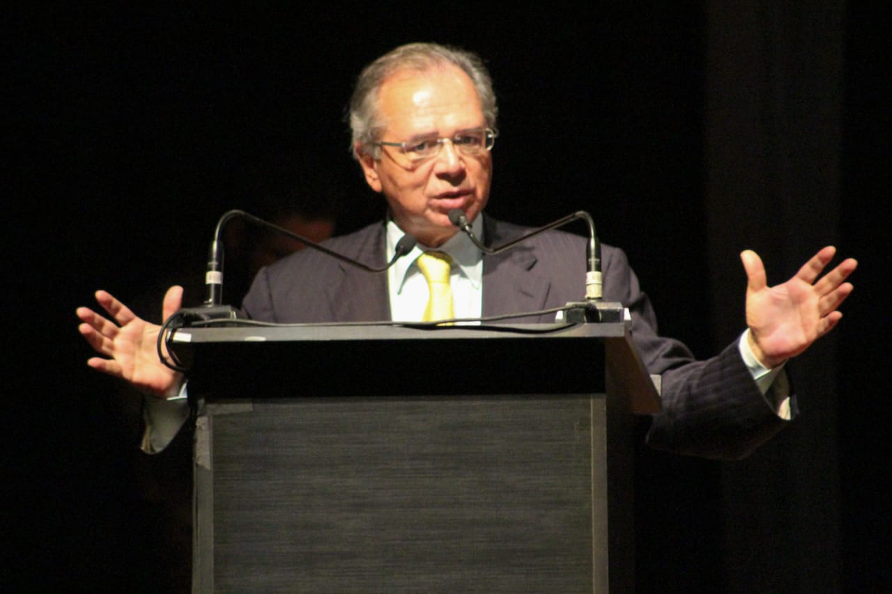 PAULO GUEDES APRESENTA REFORMA TRIBUTÁRIA COM TRÊS PILARES