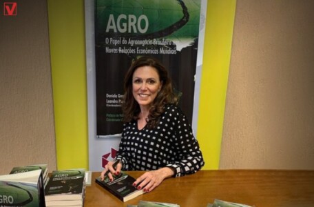 Livro sobre o potencial do agronegócio brasileiro é lançado na Expointer