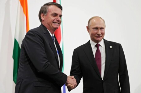 Bolsonaro desembarca em Moscou para discutir com Putin pautas estratégicas para o Brasil: agronegócio, energia e inteligência militar