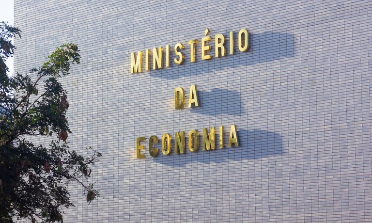 Governo lança programa para facilitar acesso de empreendedores ao crédito