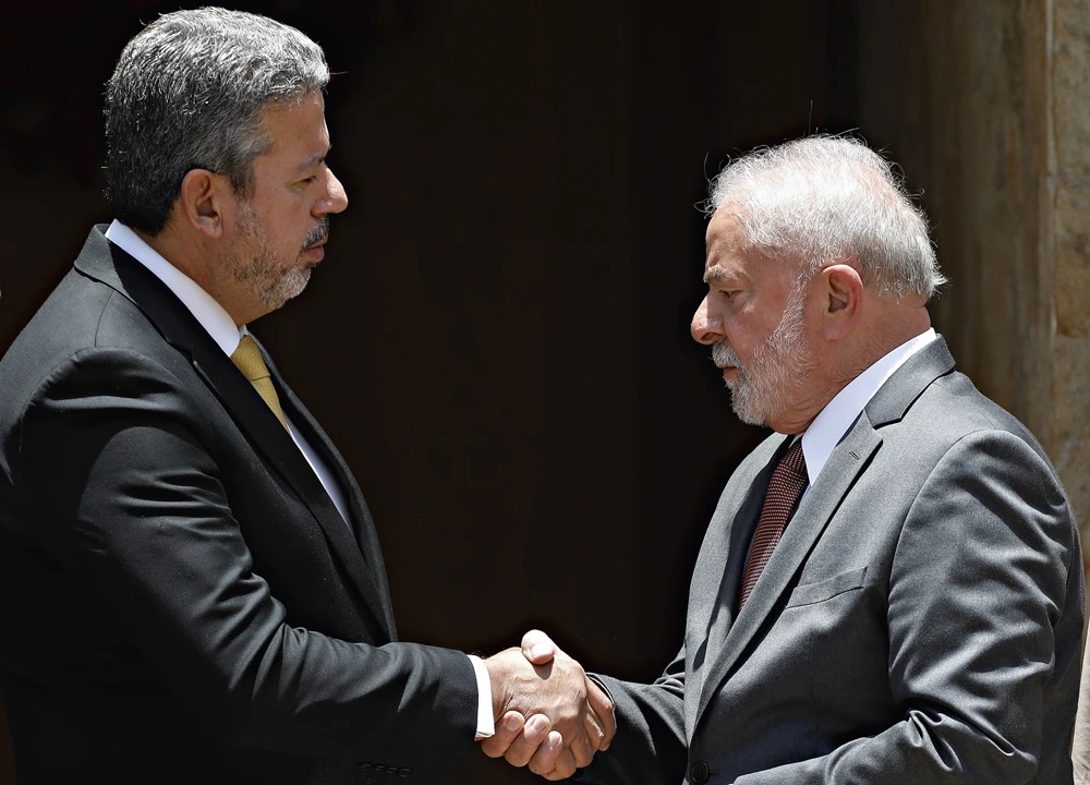 Lula x Lira: o que está por trás do embate?