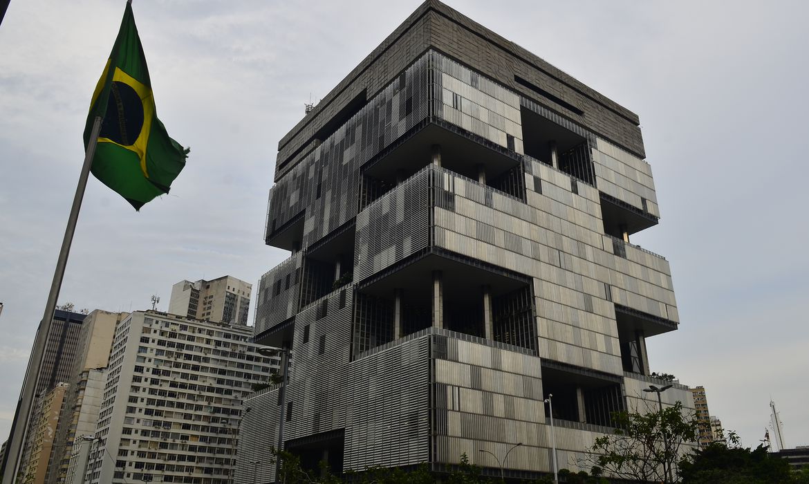 Empresas brasileiras aumentam captações no exterior