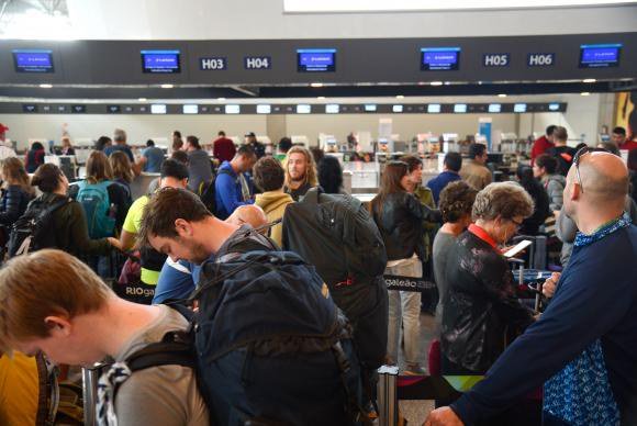 Empresas aéreas devem reduzir preços de passagens