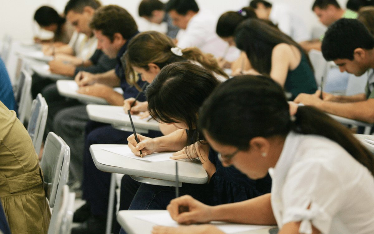 Desempenho dos estudantes brasileiros preocupa o MEC