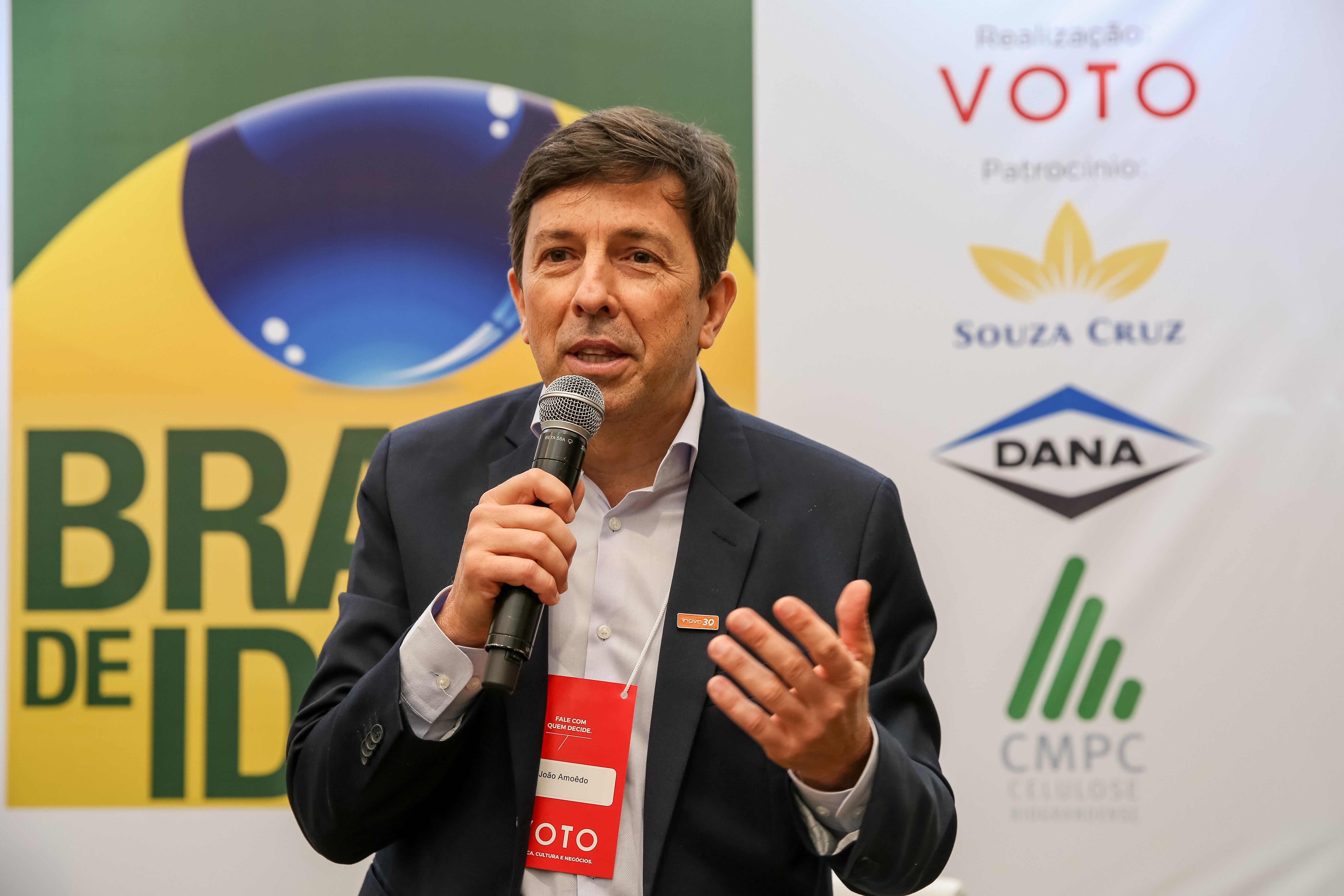 Amoêdo apresenta propostas em evento da Revista VOTO