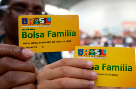 Bolsa Família identifica R$ 1,3 bilhão pagos de forma indevida