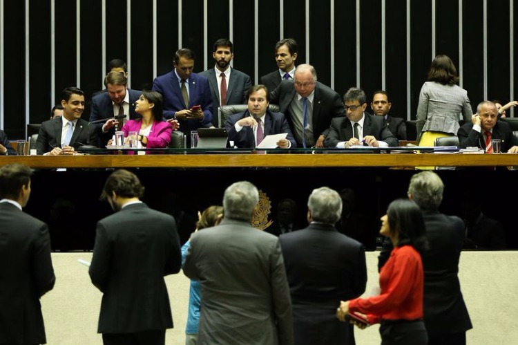 75% dos deputados federais devem se reeleger