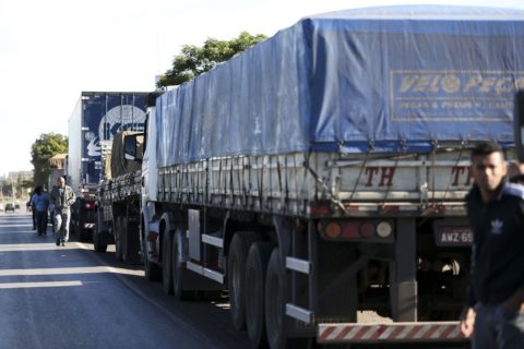 Congresso mantém atenção sobre caminhoneiros