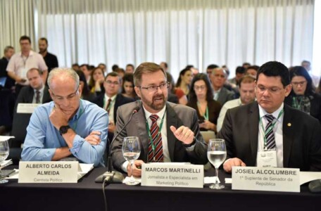 ENCONTRO NACIONAL DE PREFEITOS EM FLORIANÓPOLIS