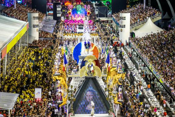 Carnaval de 2018 deverá movimentar R$ 6,25 bi no turismo