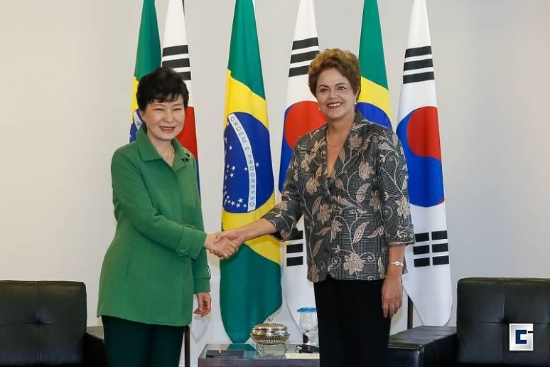 Primeira mulher presidente da Coreia Sul sofre impeachment