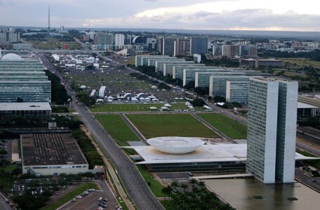 Corrupção é causa de 66% das expulsões de servidor federal