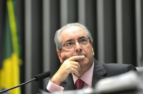 Marco Aurélio concede liberdade a Cunha, mas ele continua preso