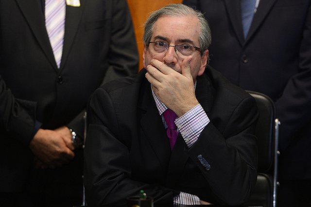 Moro condena Cunha a 15 anos de prisão