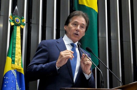 Eunício Oliveira é o novo presidente do Senado