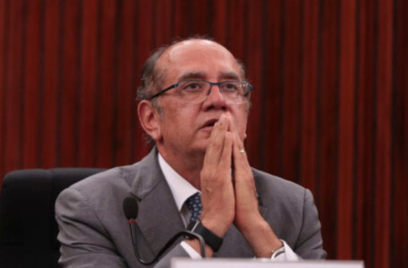 GILMAR MENDES PENSA QUE É DEUS?