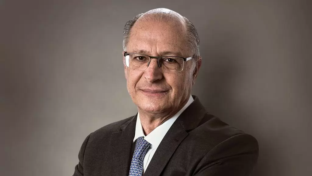 GERALDO ALCKMIN VAI COORDENAR A EQUIPE DE TRANSIÇÃO