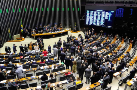 Posse de parlamentares e eleições das presidências da Câmara e do Senado serão realizadas nesta quarta-feira