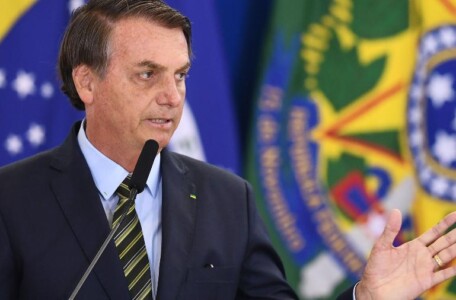 Bolsonaro sanciona lei que destina R$ 2 bi para hospitais