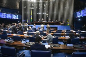 Congresso autoriza uso de fundo para estados saudarem dívidas