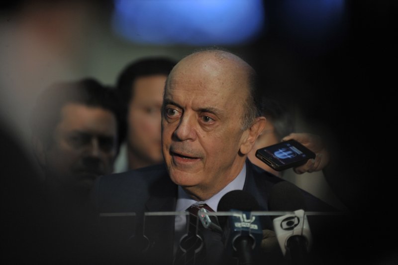 As razões que levaram José Serra a deixar o Itamaraty