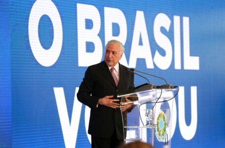 Temer diz que país “saiu do vermelho”