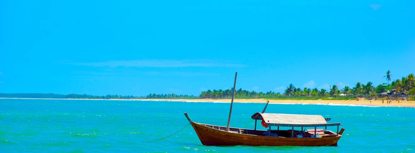 CARAÍVA: PÉ NA AREIA E MUITO AXÉ