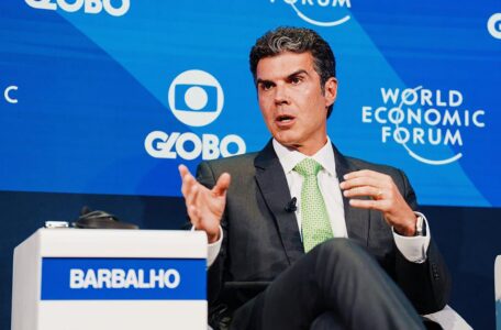 Helder Barbalho em Davos: Brasil pode liderar transição energética no mundo