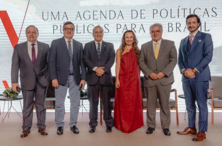 Evento em Brasília lança VOTO Mídia e revista V